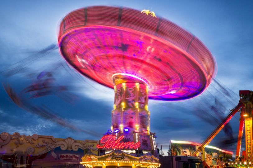 Kettenkarussell bei Nacht