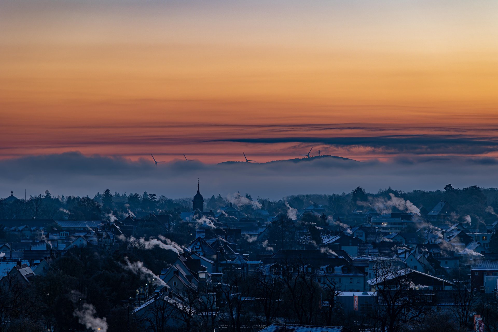 Frozen Bad Arolsen Panoramaaufnahme von Bad Arolsen im Winter im Sonnenuntergang