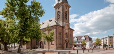 Außenansicht der evangelischen Stadtkirche in Bad Arolsen
