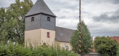 Außenansicht Evangelische Kirche Massenhausen
