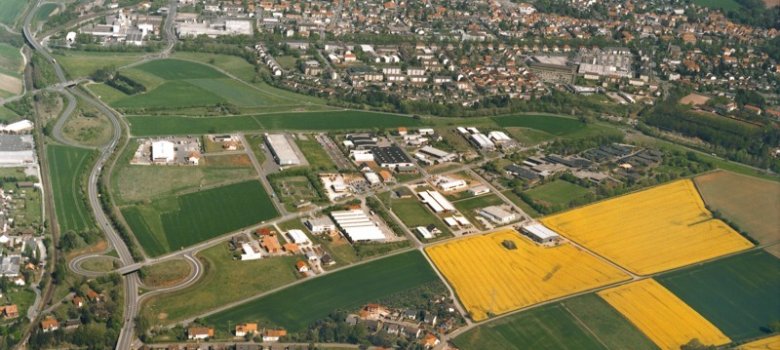 Eine Luftaufnahmen des Gewerbegebietes in Bad Arolsen-Mengeringhausen.